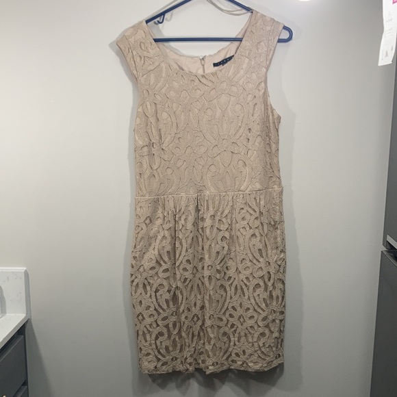Tianna B sleeveless Lace dress w shimmer & pockets 10 - Picture 10 of 11